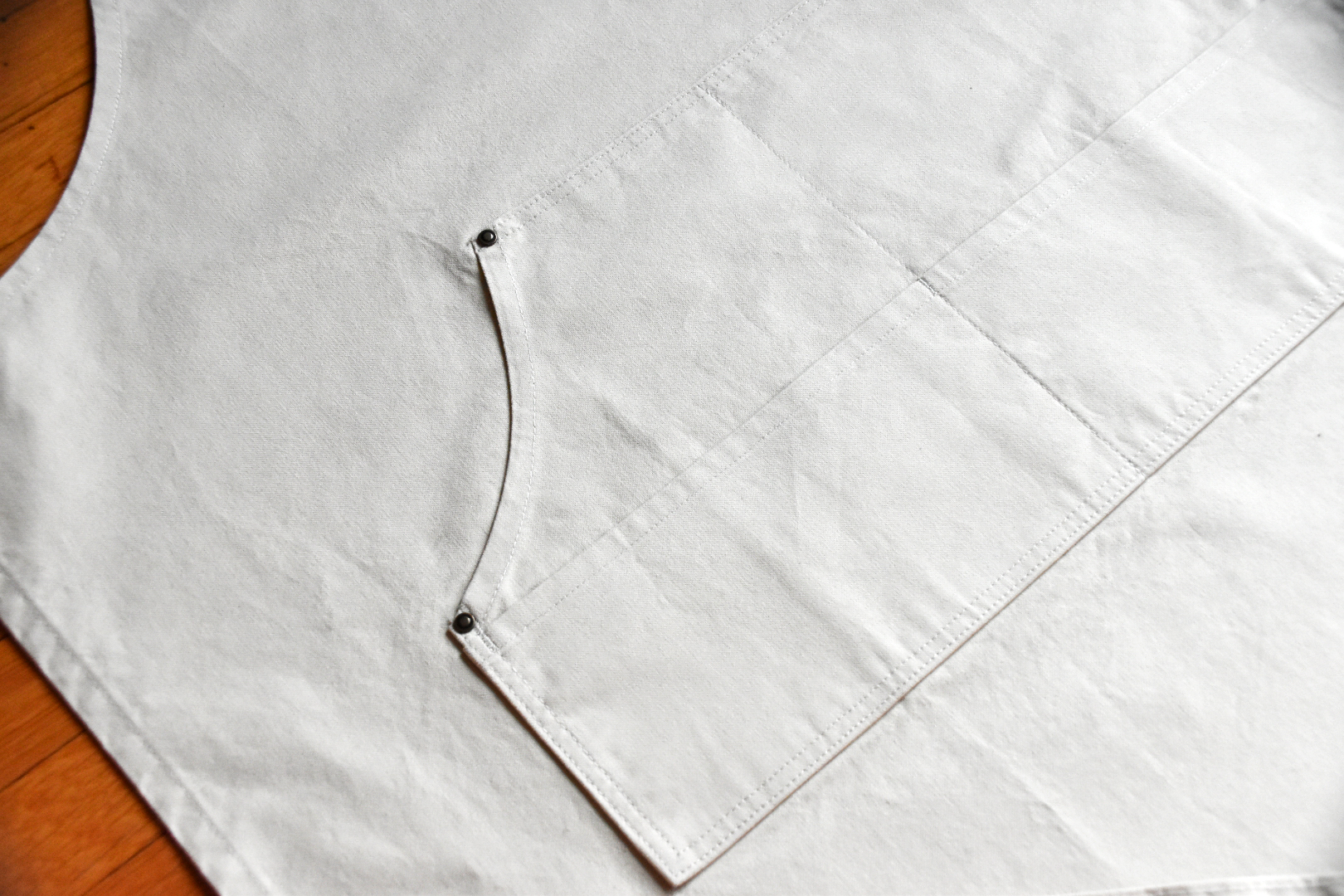 Premium Embroidered Apron – Cream - Image 3